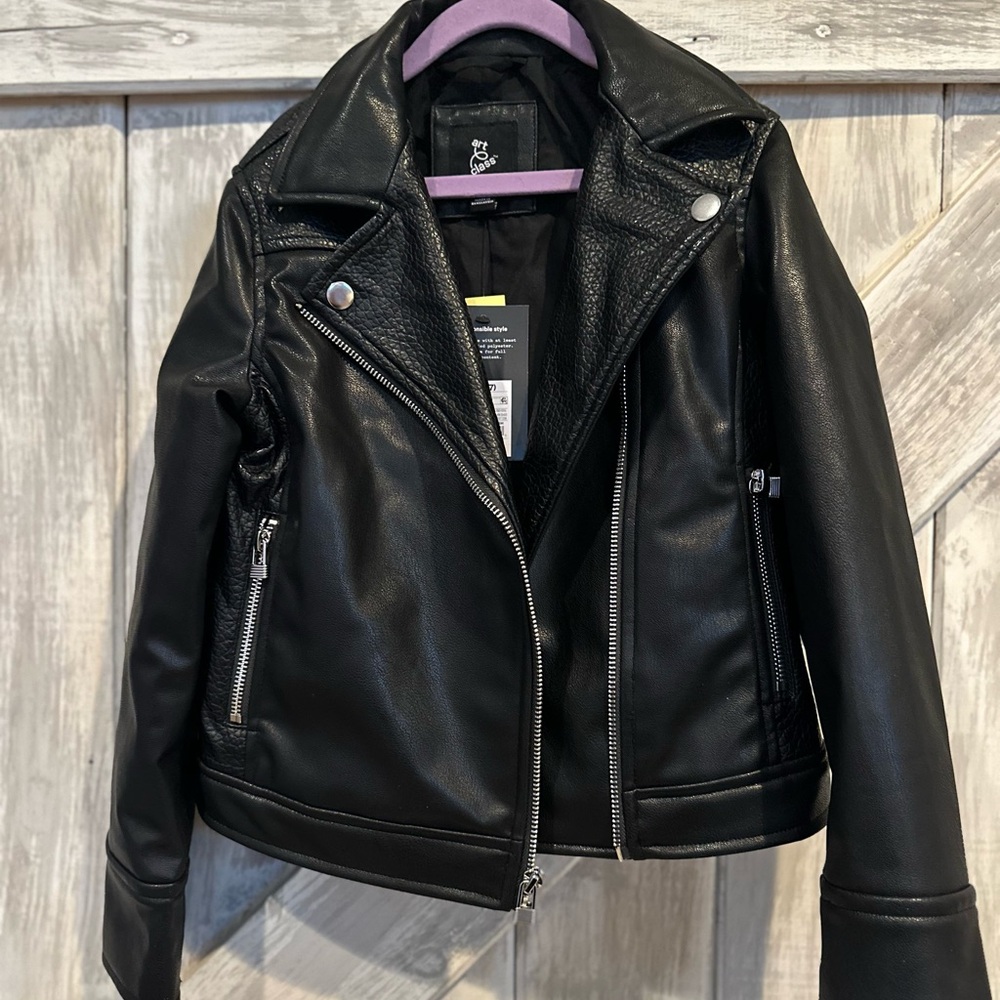 Black Faux Leather Moto Jacket - girls size 6/7